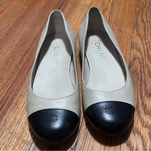 Chanel Toe Cap Flats - Picture 5 of 10